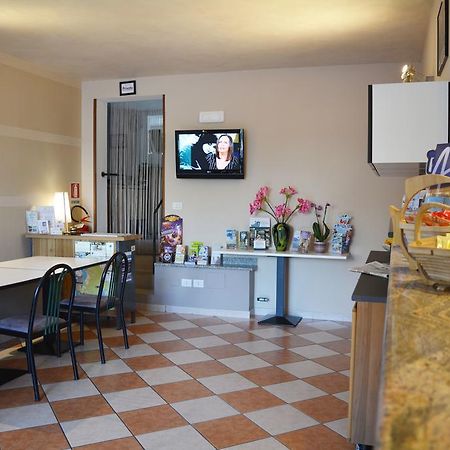 Villa Chiara Lazise Luaran gambar