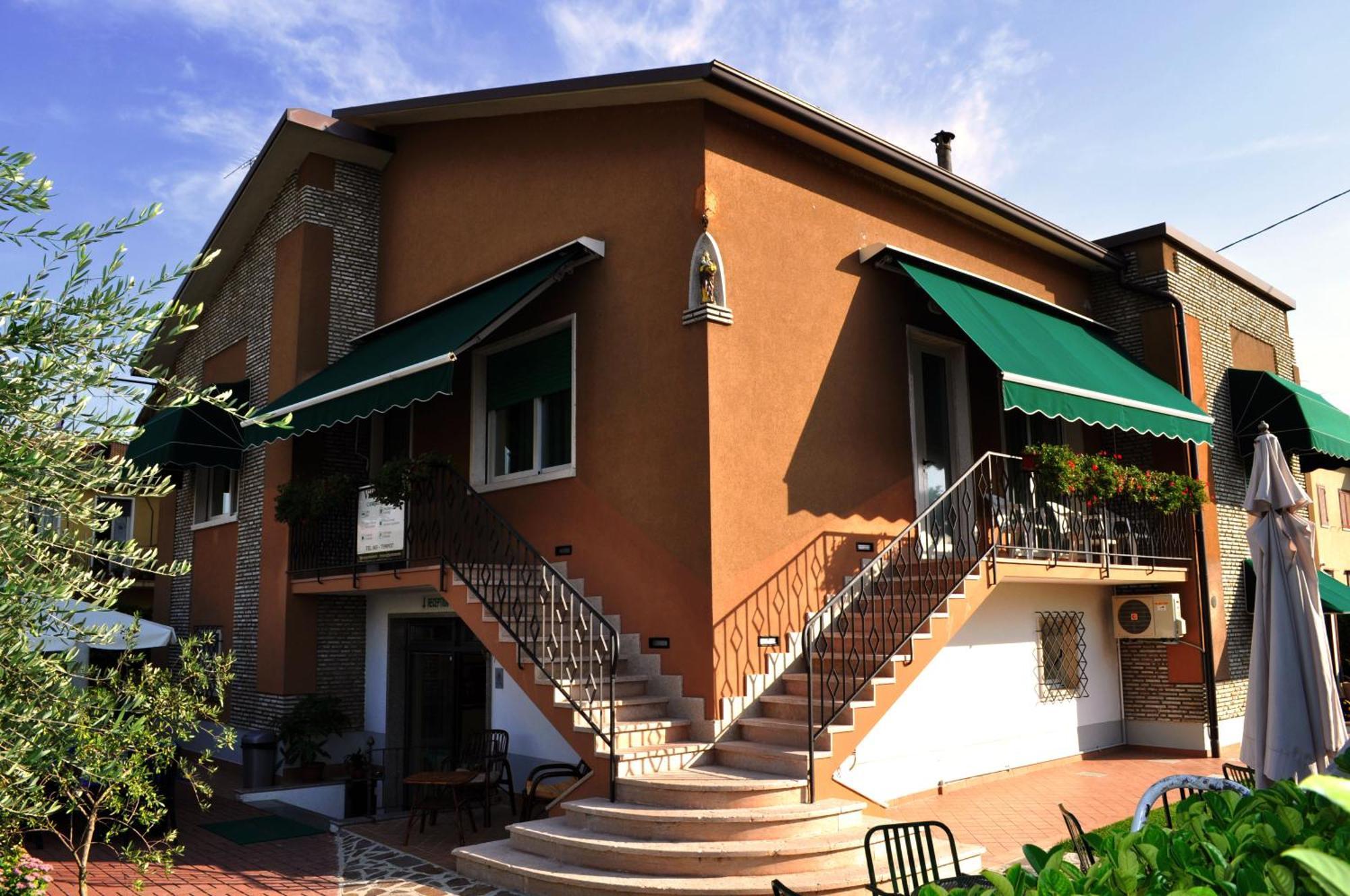 Villa Chiara Lazise Luaran gambar